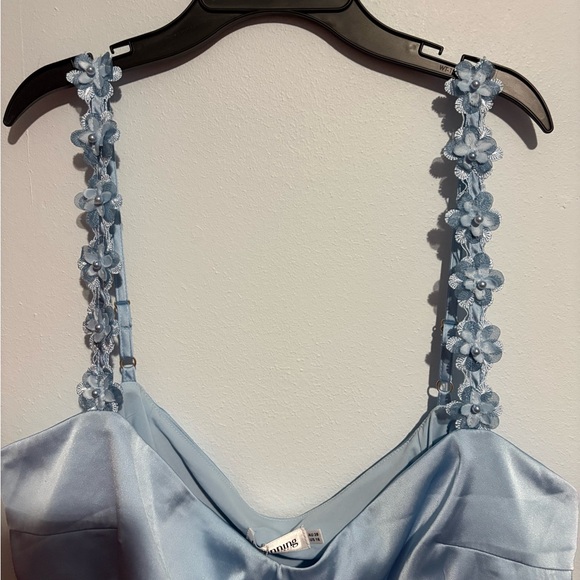 NWT Marbelle Blue Satin Mini Dress - Picture 2 of 5